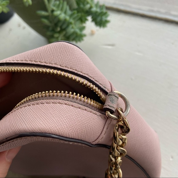 Michael Kors Jet set Large Saffiano Leather Adult Female Crossbody Bag - Picture 7 of 7